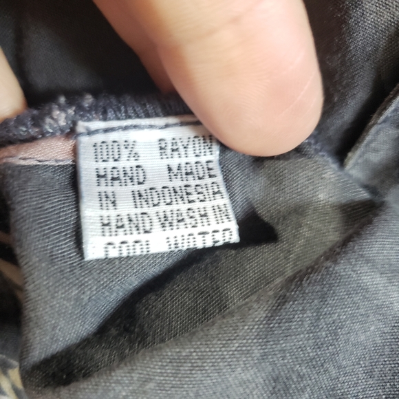 Tugu men's grey colorful Batik button down short sleeve shirt loose fitting sz S - Picture 12 of 14